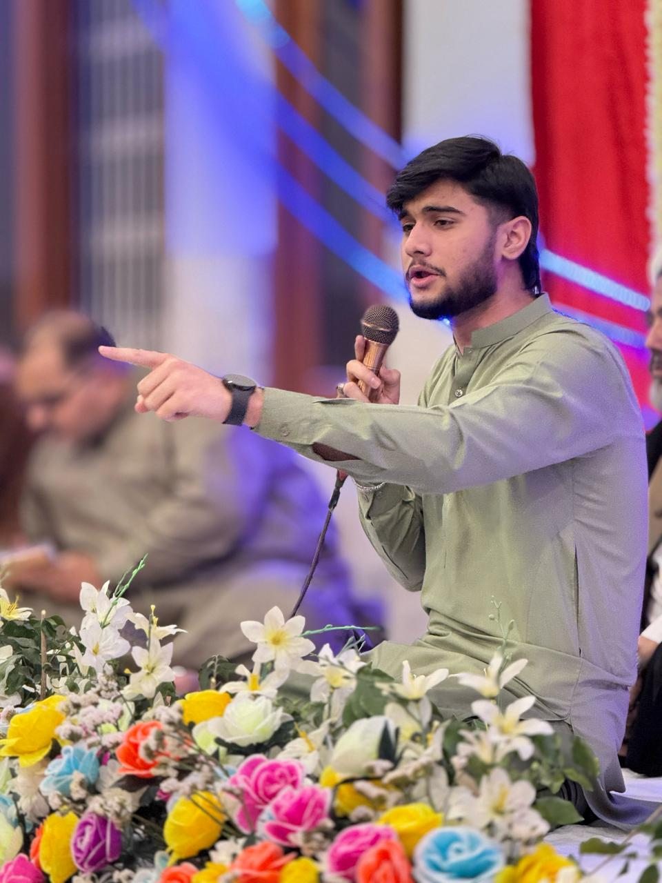 Mesum Zaidi reciting live